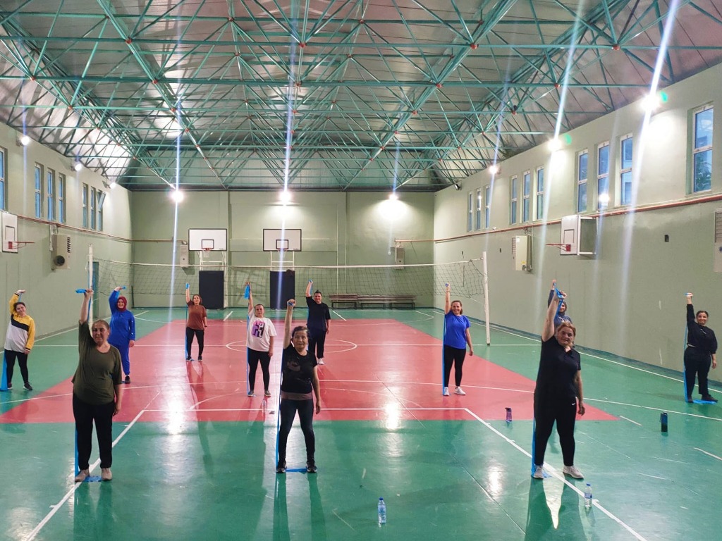 Çocuklar Okula Anneler Spora Projesi Devam Ediyor
