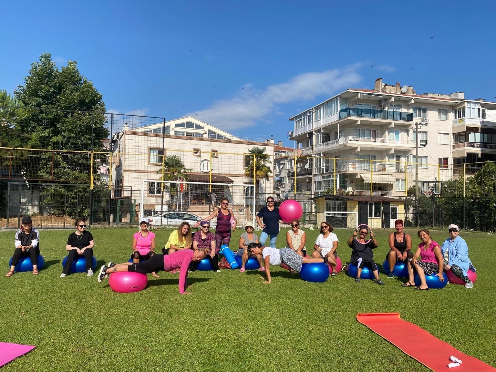 “tesis ve Antrenör Bizden Spor Yapmak Sizden''