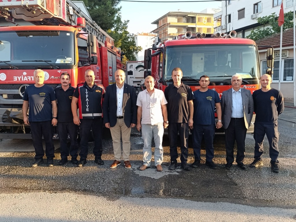 Başkanımız Avni Kurt, İtfaiye Haftasını Personeliyle Kutladı