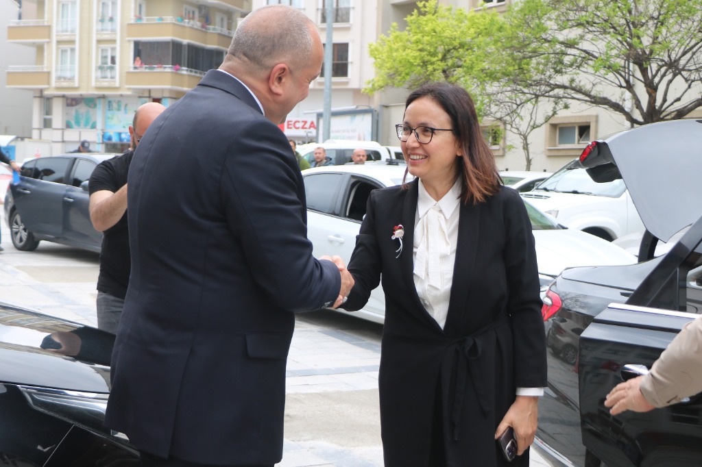 Vali Hülya Kaya'dan Hayırlı Olsun Ziyareti