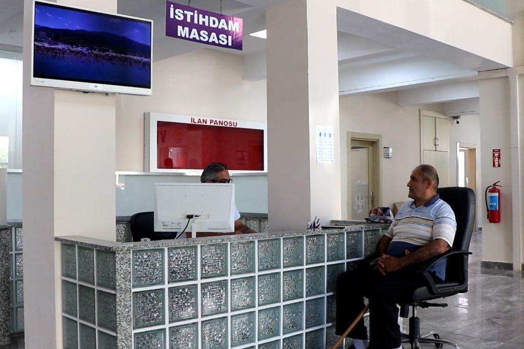 Başkanımız Avni Kurt’tan Hayatlara Dokunan Proje: İstihdam Masası