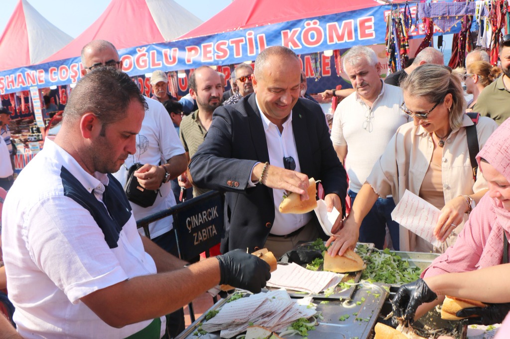 Çınarcık'ta Hamsi Festivali