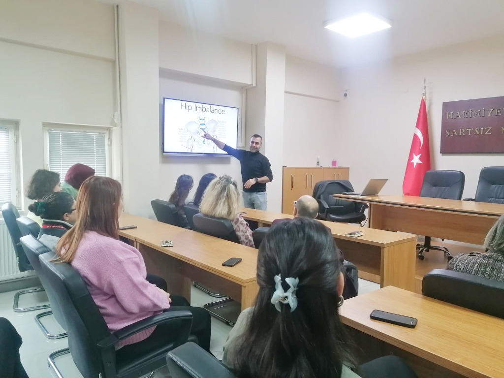 Belediye Personelimize Yönelik "masa Başında Çalışanlar için Öneriler" Eğitim Semineri Gerçekleştirildi