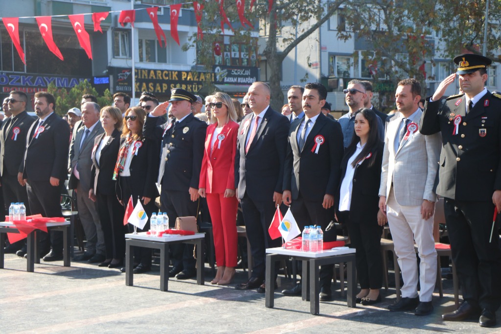 29 Ekim Cumhuriyet Bayramı 101. Yılı Coşkuyla Kutlandı
