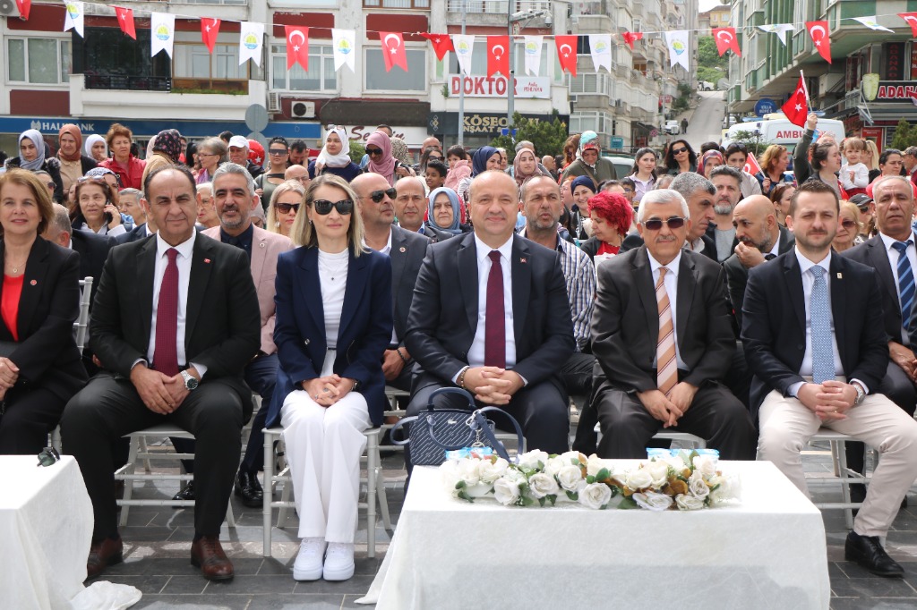 23 Nisan Ulusal Egemenlik ve Çocuk Bayramımız Kutlu Olsun