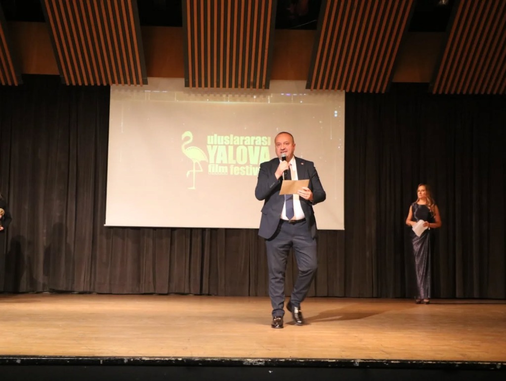 Başkanımız Avni Kurt, 2. Uluslararası Yalova Film Festivali Ödül Töreni ve Galasına Katıldı