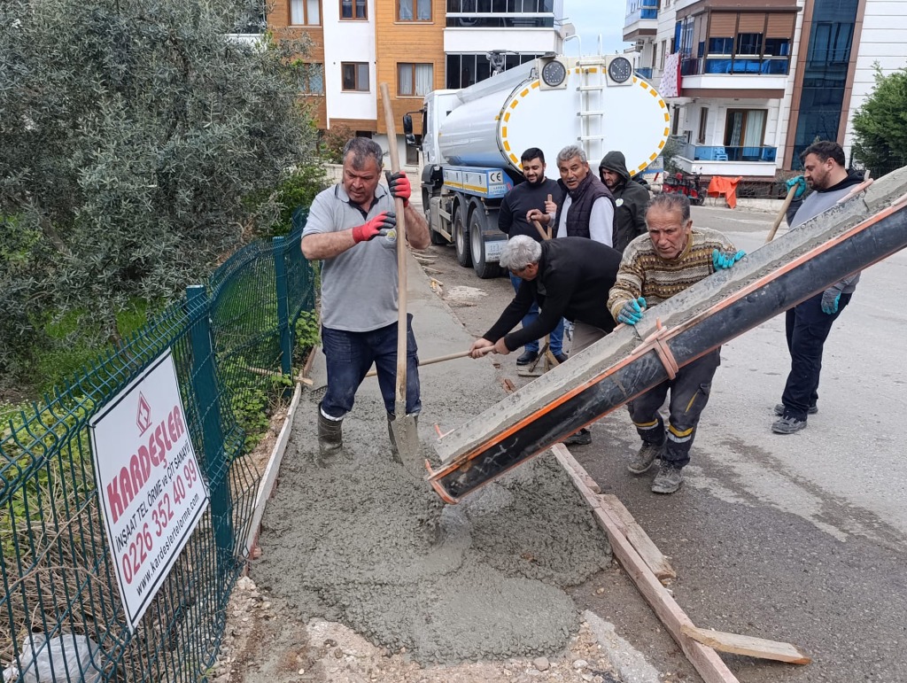 412. Sokak'ta Kaldırım Çalışması