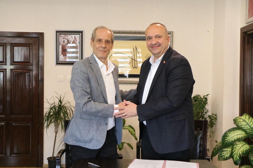Çınarcık Belediyesi ile Koru Belediyesi Sahipsiz Hayvanlara Yönelik İş Birliği Protokolü İmzaladılar