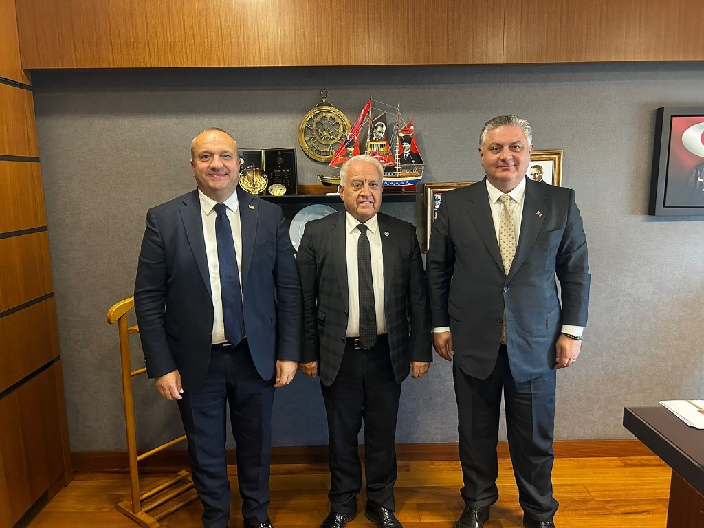 Başkanımız Avni Kurt, Çınarcık için Ankara'da Temaslarda Bulundu