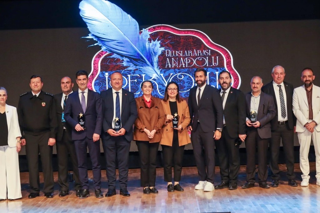 Başkanımız Avni Kurt, Uluslararası Anadolu İpekyolu Festivali'nin Gala Gecesine Katıldı