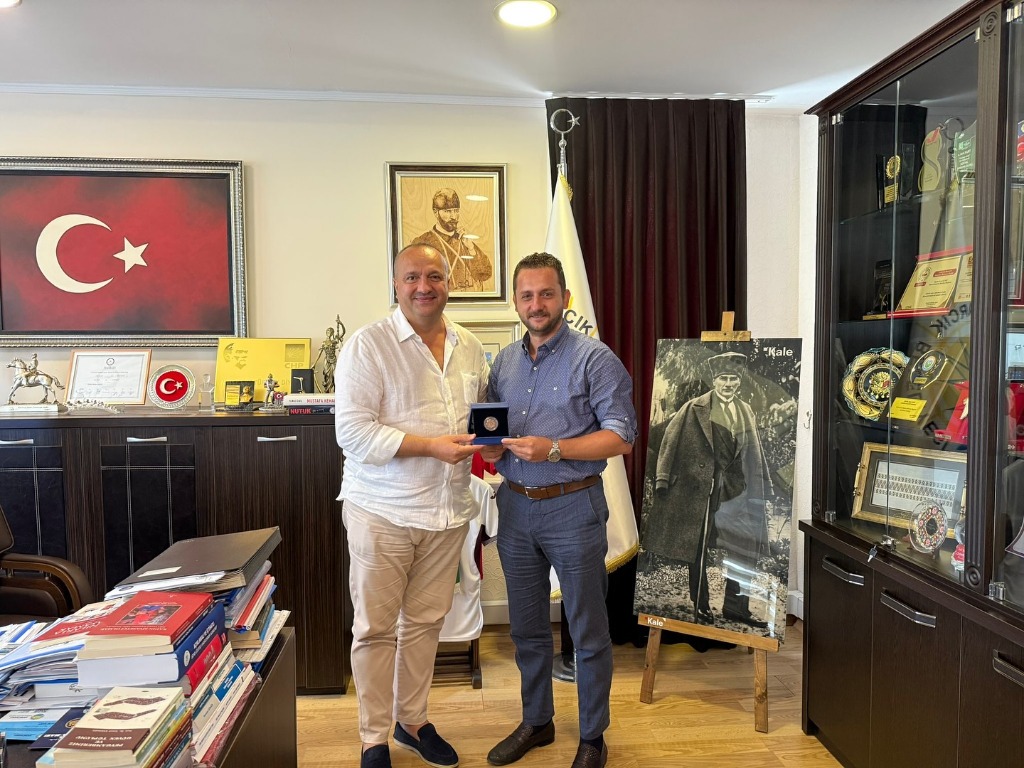 Çınarcık Myo Müdürü Dr. İzzet İsmail Dur'dan Başkanımız Avni Kurt'a Ziyaret