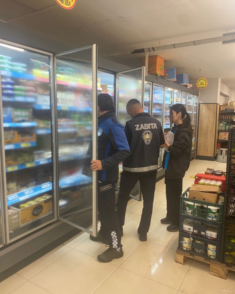Zabıta Ekiplerimiz Market Denetimlerine Devam Ediyorlar