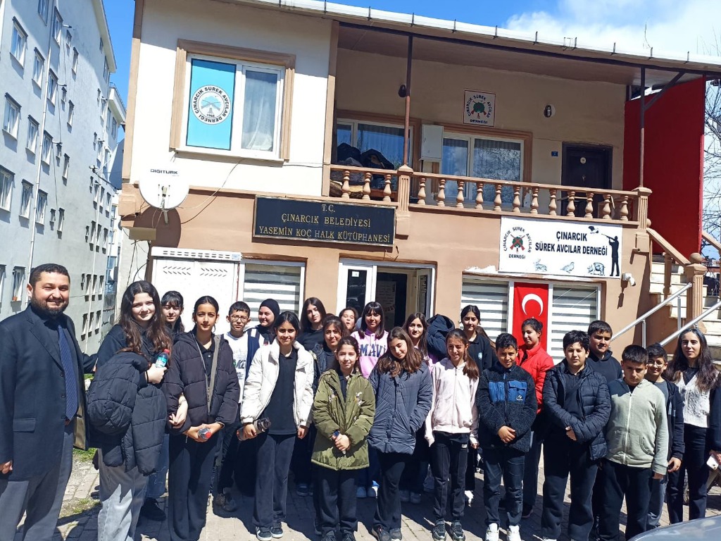 Kütüphanemizde Yazar ve Öğrenci Buluşması Gerçekleşti