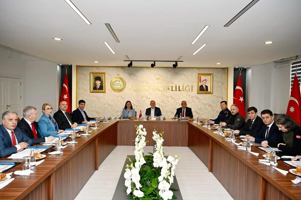 Başkanımız Avni Kurt, Hayvanları Koruma Kanunu ve Uygulama Yönetmeliği Toplantısına Katıldı