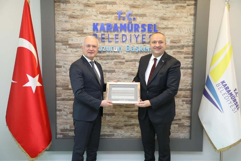 Başkanımız Avni Kurt, Karamürsel Belediye Başkanı Çalık'ı Ziyaret Etti