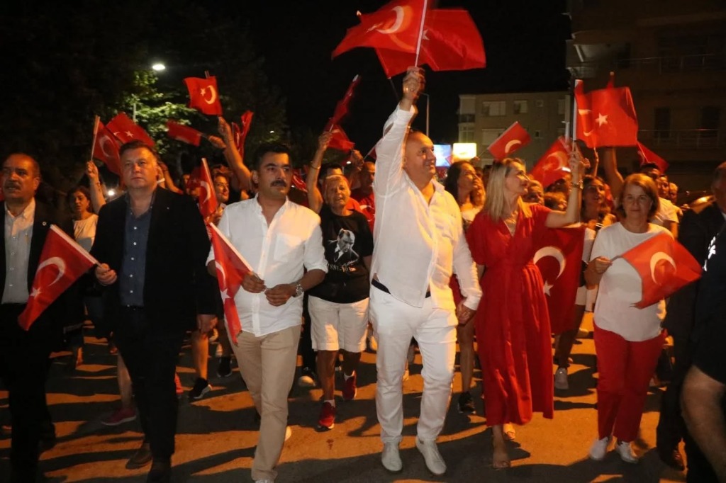30 Ağustos Zafer Bayramı'nın 103. Yıl Dönümünde Çınarcık Tek Yürek Oldu