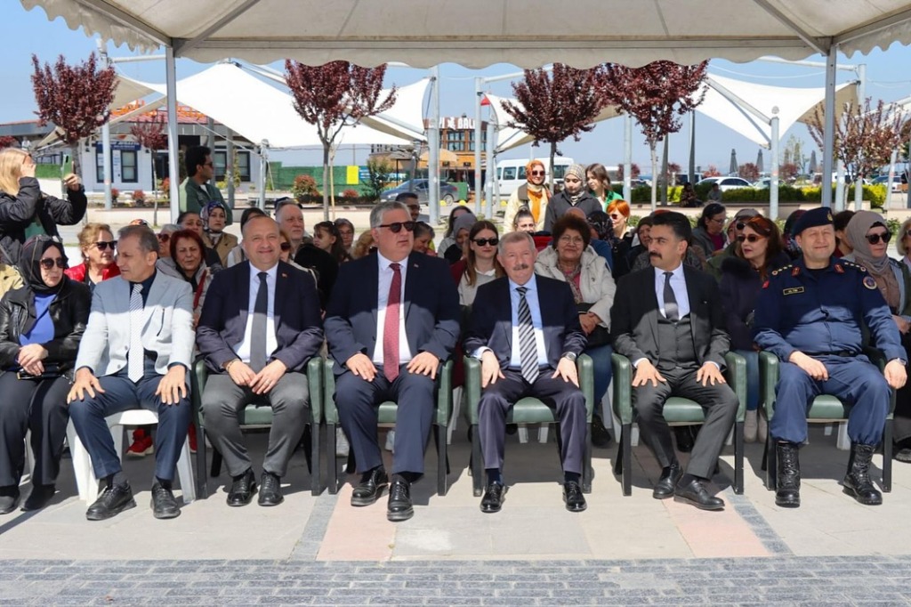 Başkanımız Avni Kurt, Turizm Haftası Münasebetiyle Düzenlenen Etkinliklere Katıldı