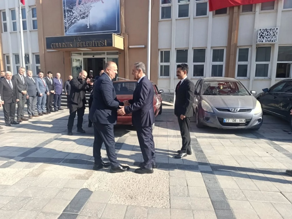 Yalova Valisi Dr. Ahmet Hamdi Usta'dan Çınarcık Ziyareti