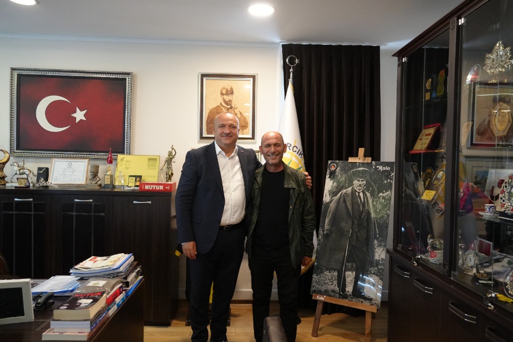 Emekli Personelimiz Altıparmak'tan Ziyaret