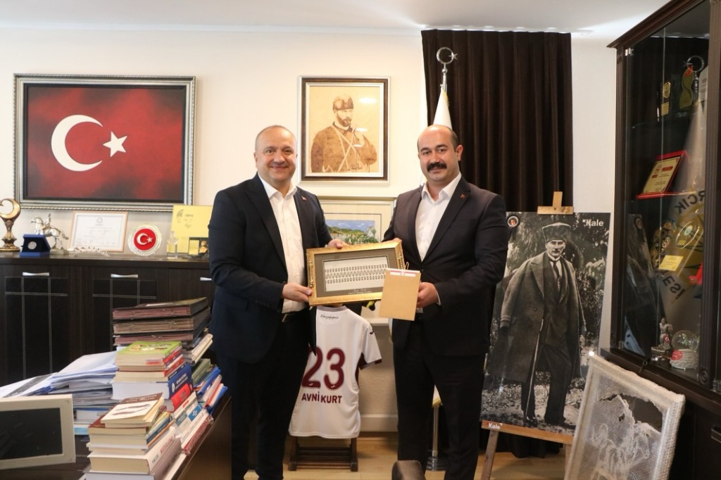 Divriği Belediye Başkanı Akbaş'tan Ziyaret