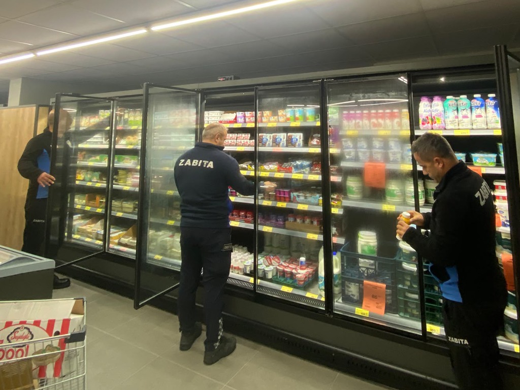 Zabıta Ekiplerimiz Market Denetimlerine Devam Ediyor