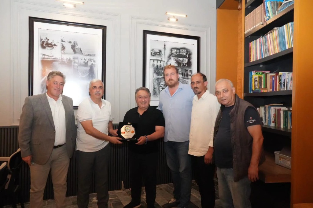 Hamsi Festivali'nde İsmail Türüt Konseri