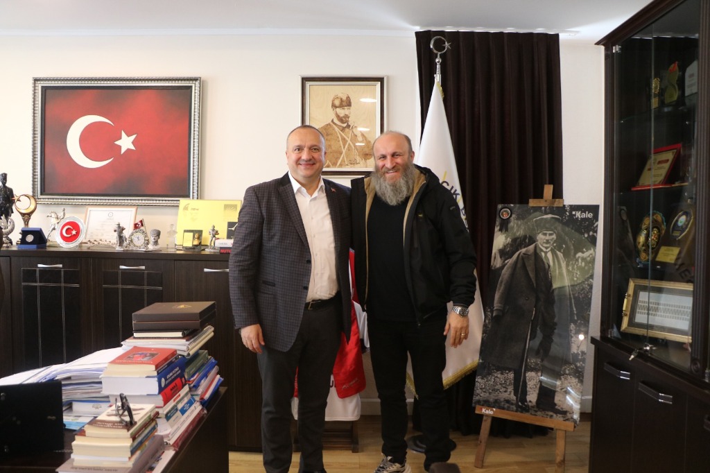 Ünlü Oyuncu Çetin Altay'dan Ziyaret